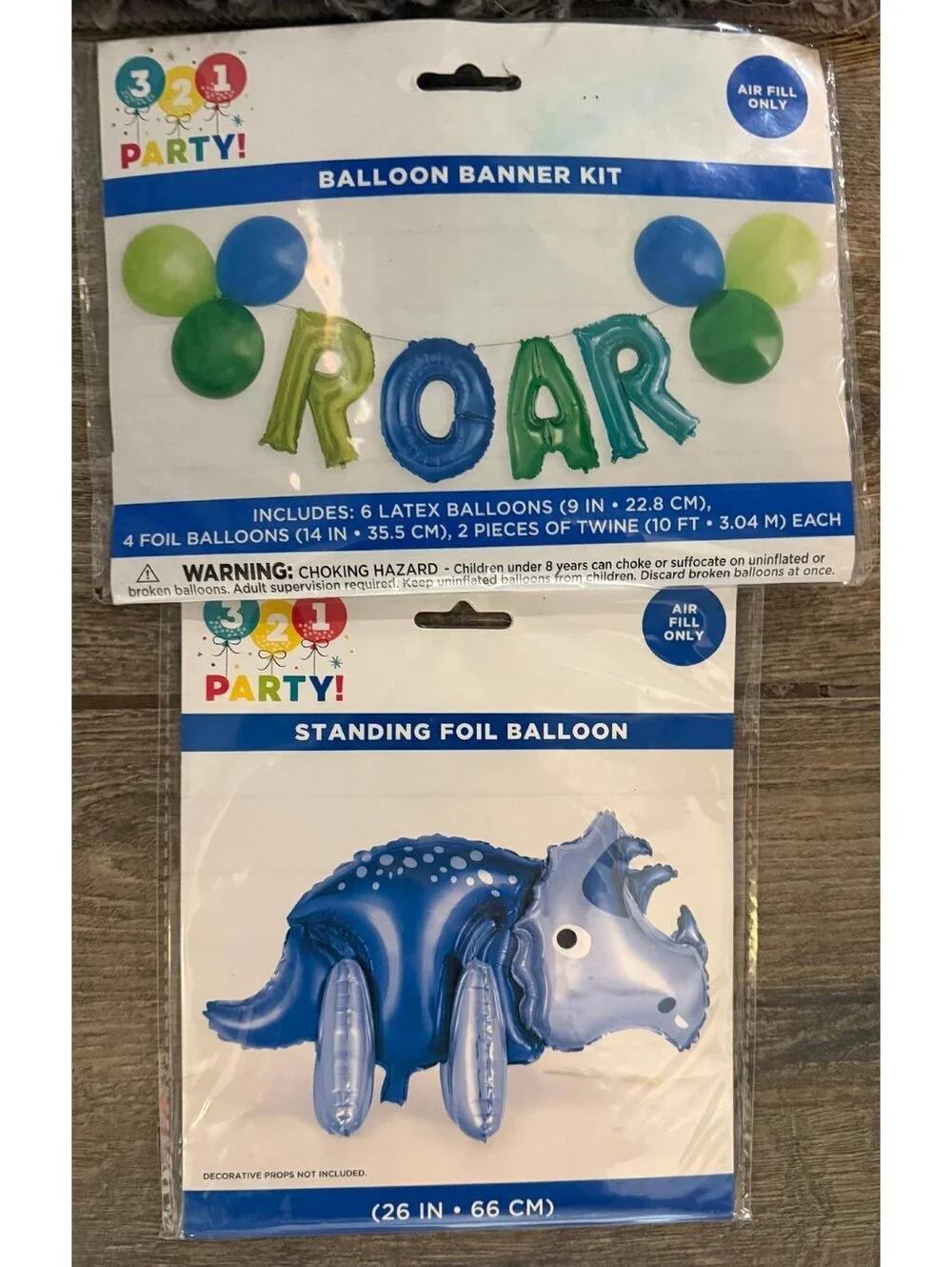 321 Party! Roar hanging banner and Triceratops standing air fill only balloon